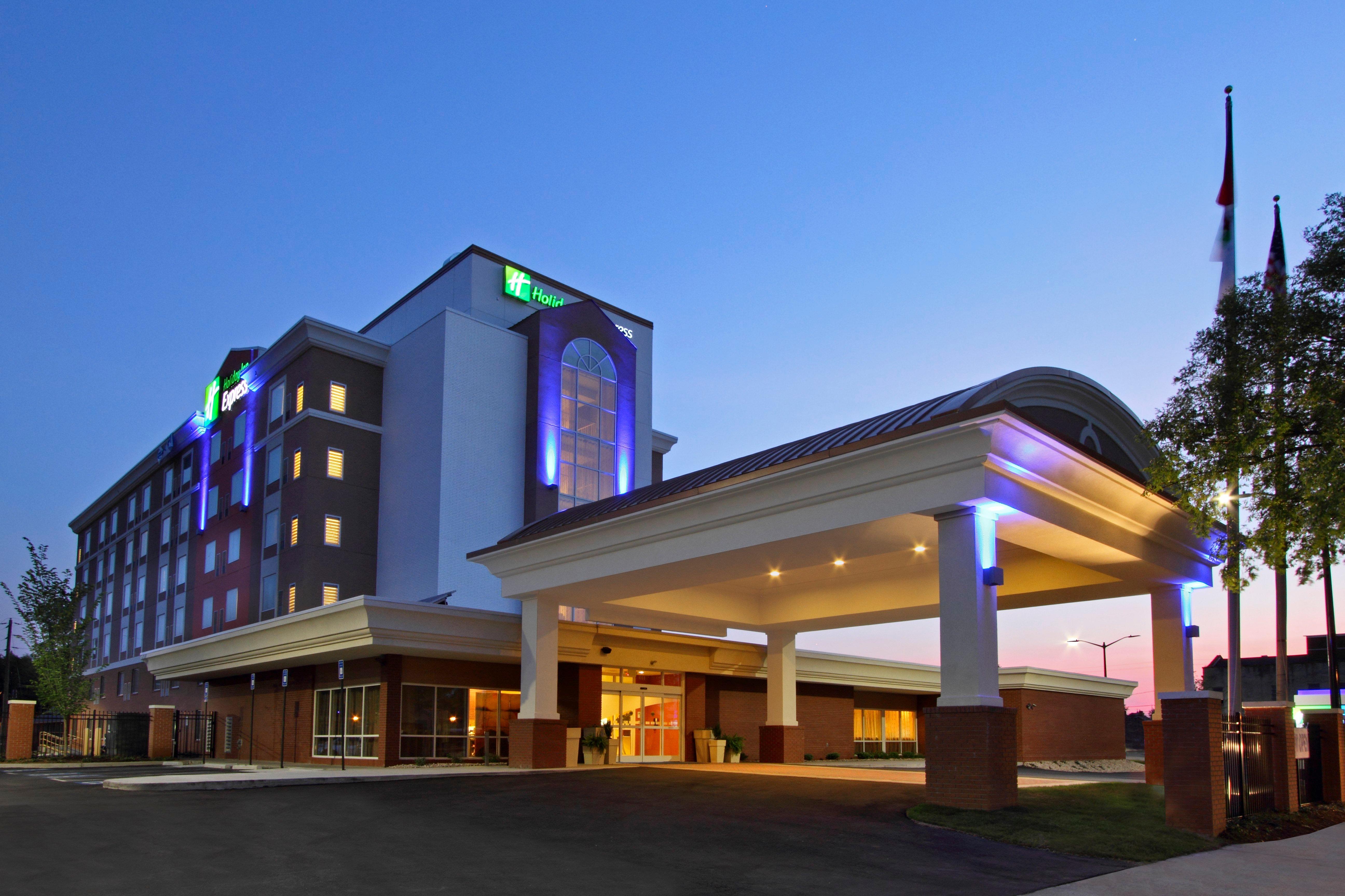 Holiday Inn Express Augusta Downtown, An Ihg Hotel Exterior photo